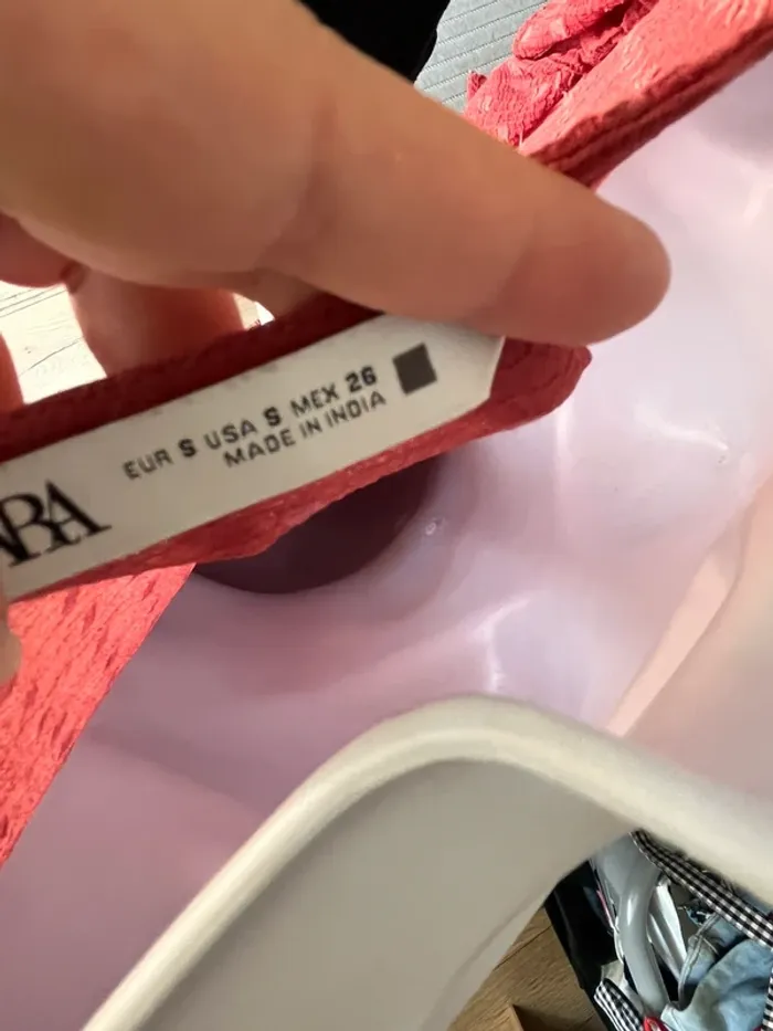 Robe plumetis mi longue Zara taille s - photo numéro 4