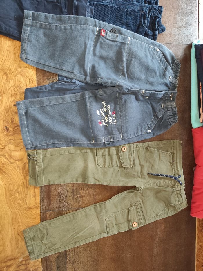Lot vêtements garçon 4 ans - photo numéro 8