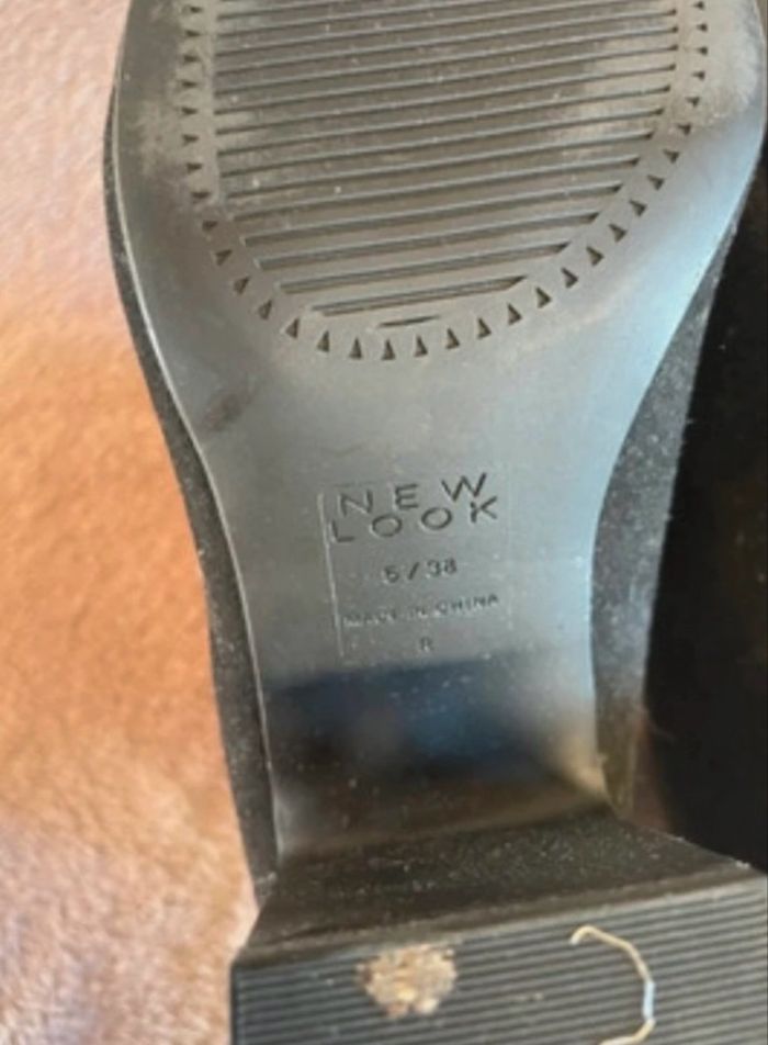 bottines noires à talons, New Look, pointure 38.5 🖤 - photo numéro 2