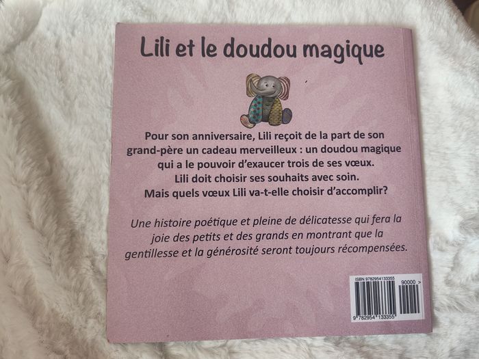 Livre “Lili et le doudou magique” – Théona Coupiret – Très bon état - photo numéro 2