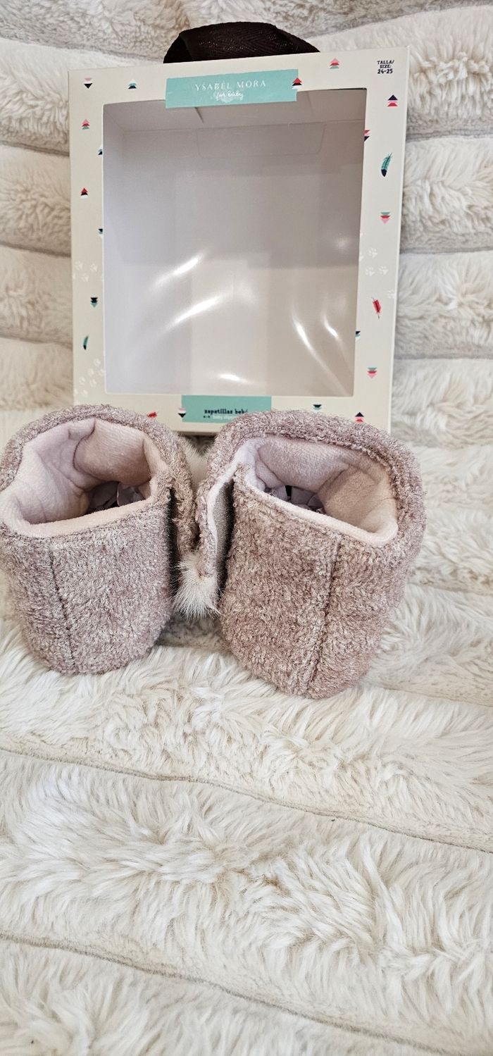 Magnifique chaussons ourson 🐻 taille 24-25 Neufs - photo numéro 8