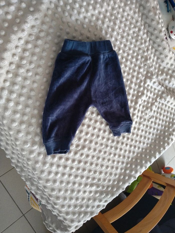 Lot de 3 pantalons 1 mois - photo numéro 3