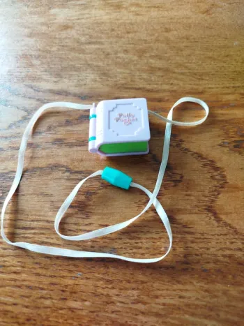 Polly pocket mini book 1995