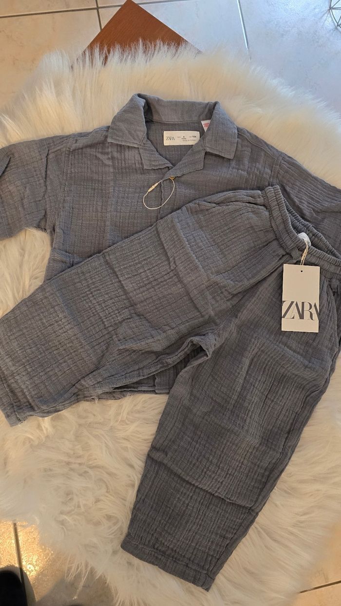 Neufs (non portés) 🏷💙😍🥰ensemble 4 ans garçon 🥰😍💙 - photo numéro 2