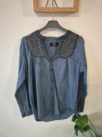 Chemise