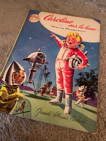 Livre - Caroline sur la lune