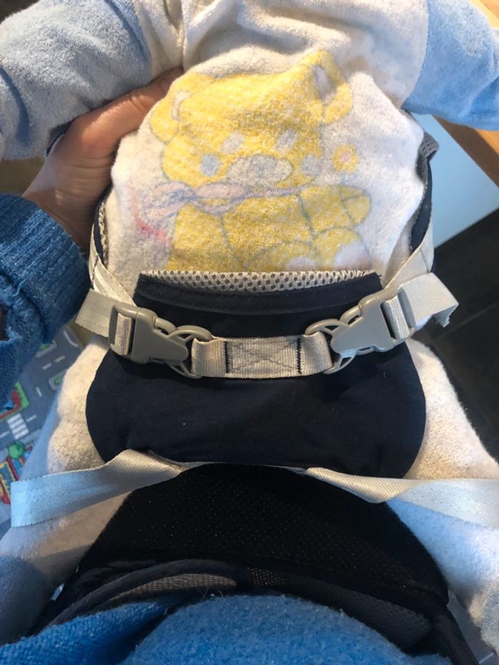 Porte bébé avec siège - photo numéro 6