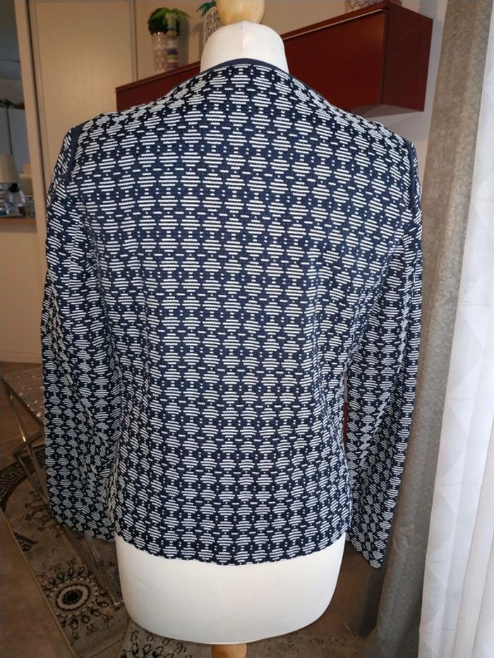 Veste élégante camaïeu - photo numéro 5