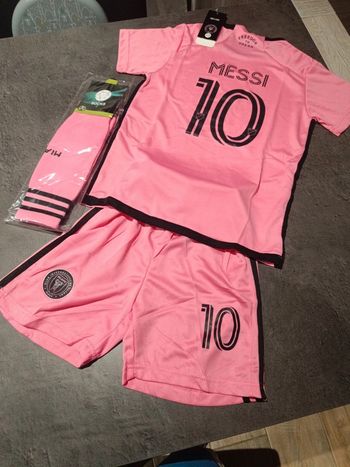 Tenue football Léo Messi Inter Miami rose t.22
