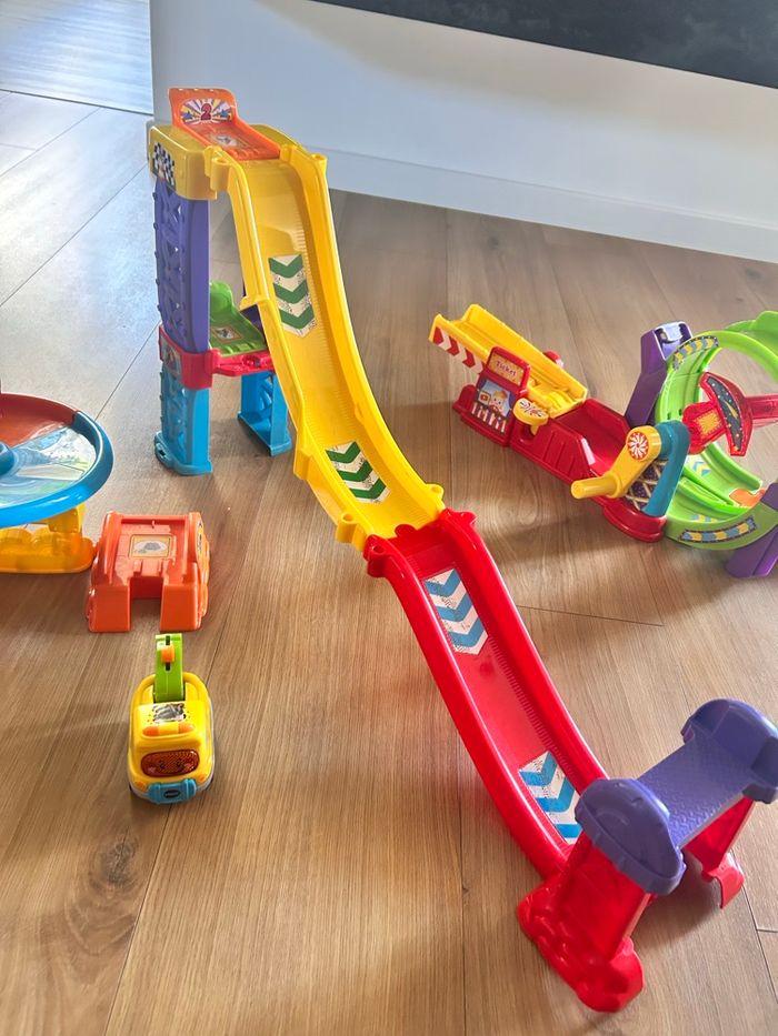 Garage tut tut bolide - photo numéro 3