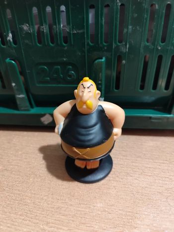 Figurine asterix 02