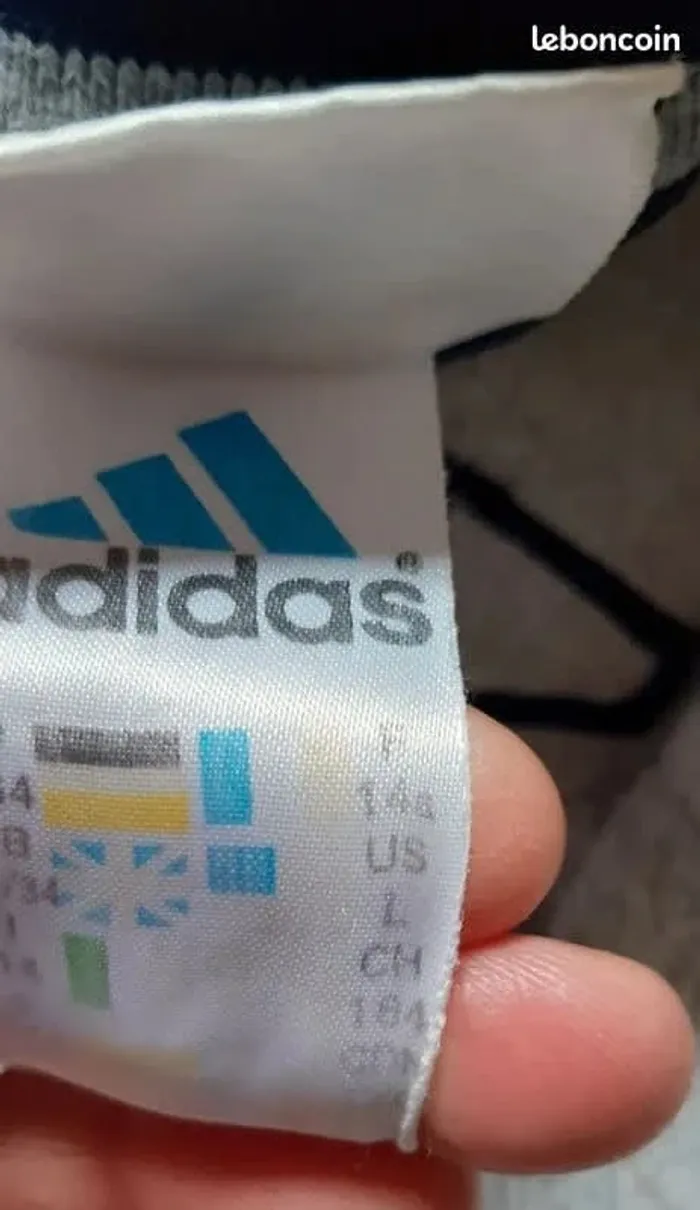 Veste "adidas" grise 14 ans en bon état - photo numéro 8