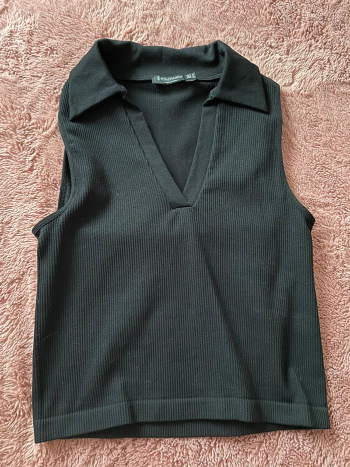 Top col v stradivarius noir