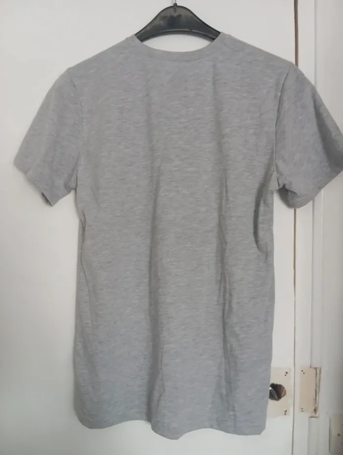 Tee-shirt - photo numéro 2