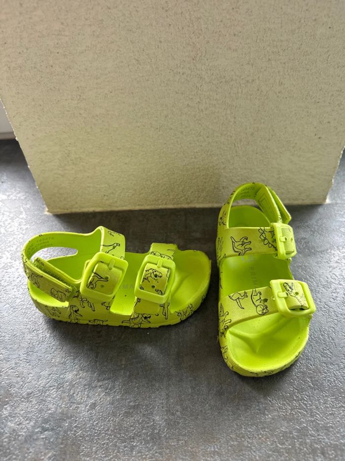 Sandalette enfant taille 22 - photo numéro 2
