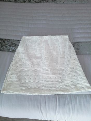 Jupe moulante courte