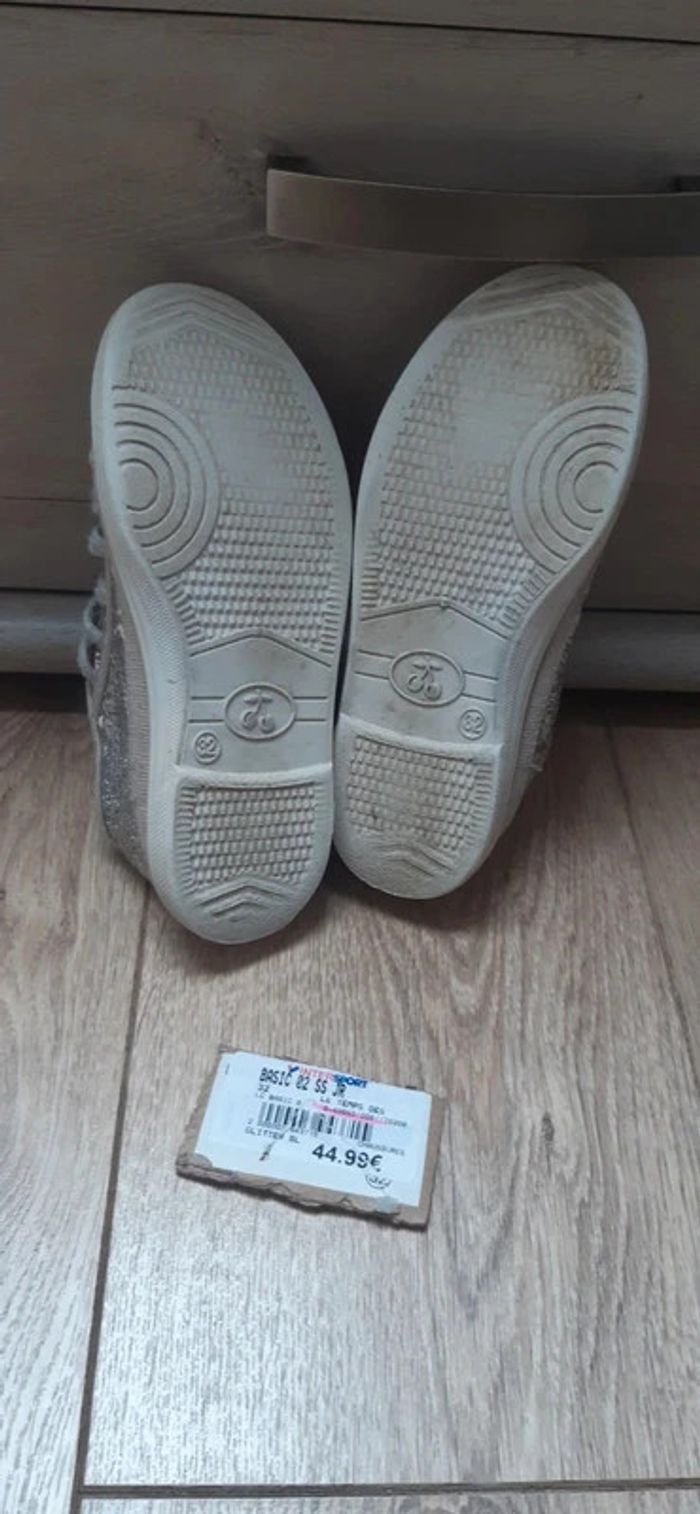 Baskets basses / tennis "le temps des cerises" pointure 32 - photo numéro 4