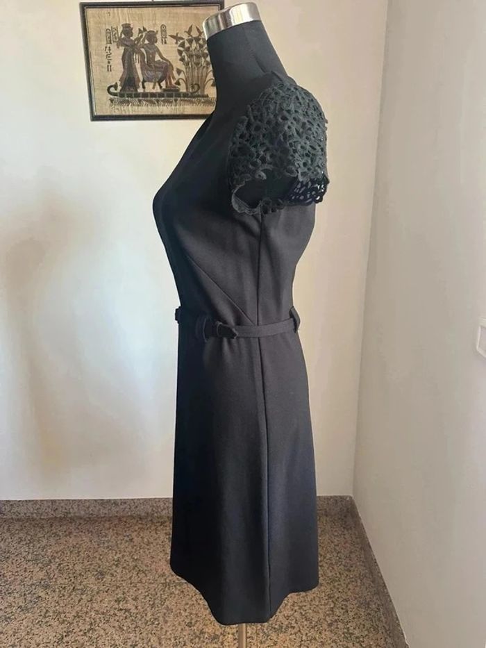 Robe noire élégante Malvin 38, manches en dentelle, robe femme pour occasions professionnelles et cé - photo numéro 2