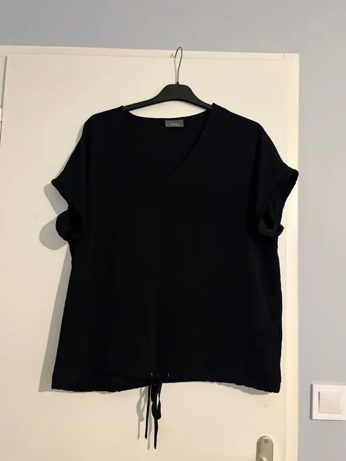 T-shirt noir
