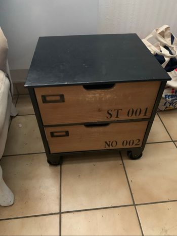 Vend petit meuble