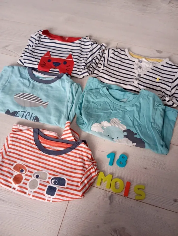 Lot 5 tee shirts Okaïdi 18 mois