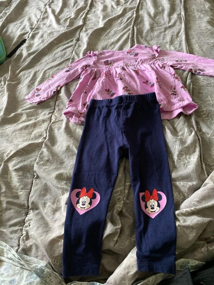 Ensemble Disney, taille 18 mois