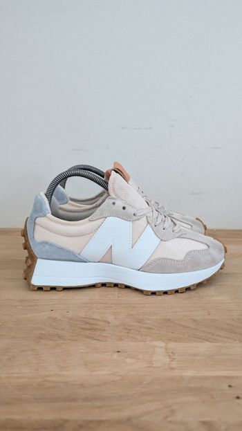 New balance 327