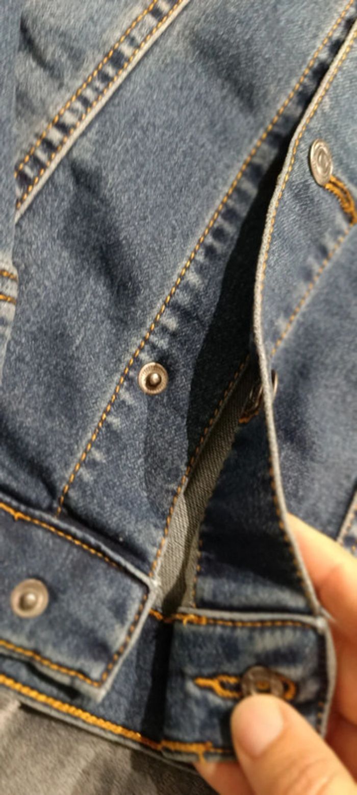Veste en jean 11-12 ans jamais portée - photo numéro 2