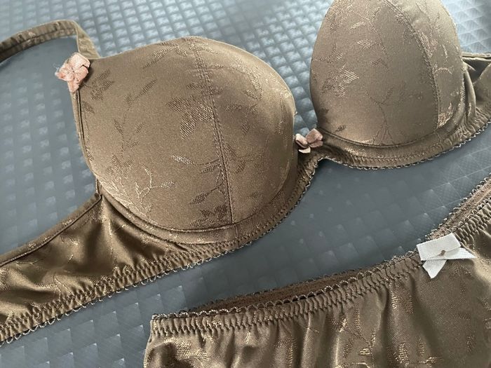 Ensemble Lingerie Étam Kaki  80B - 38 - photo numéro 2