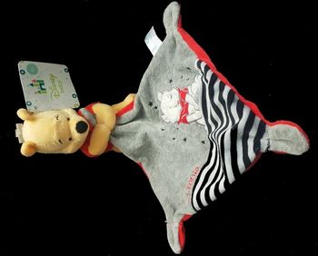 Doudou Winnie l'Ourson DISNEY Mouchoir
