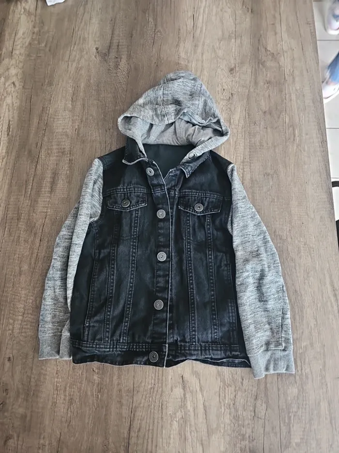 Veste en jean pour garçon taille 10 ans marque kiabi - photo numéro 3