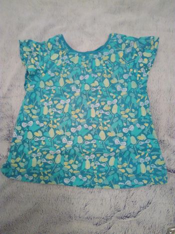 Tee shirt fille 8 ans" feuilles" 34