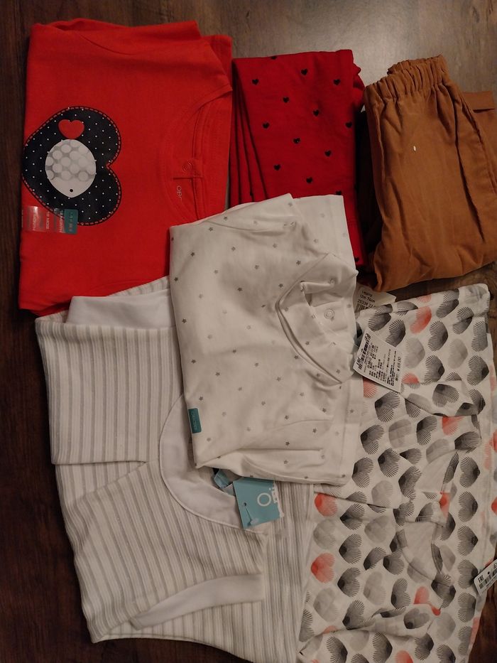 Lot vêtements bébé fille