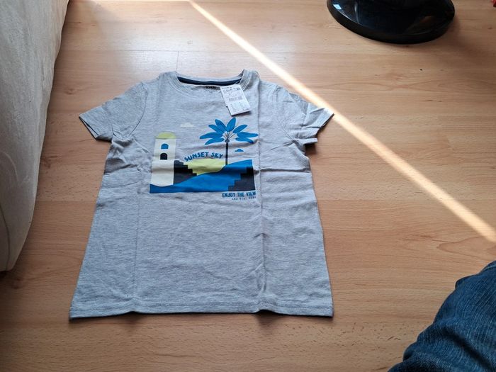 T-shirt Kiabi 8 ans