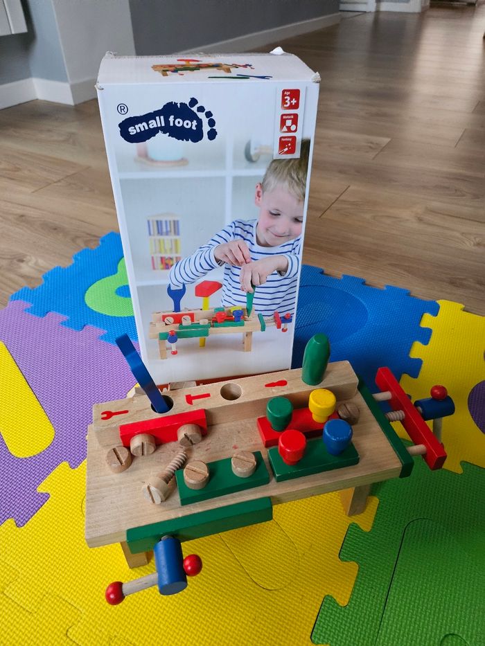 Petit établi en bois pour enfants