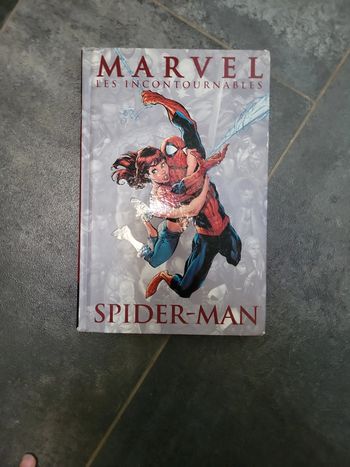Comics spider man tome 1 Marcel livre les incontournables