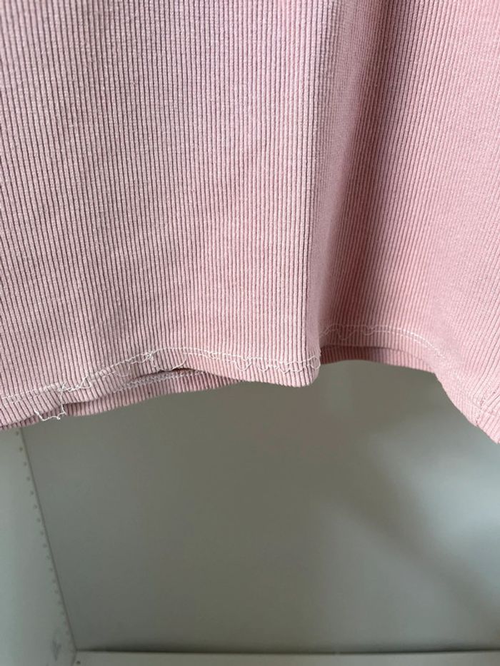 Robe moulante rose - photo numéro 3