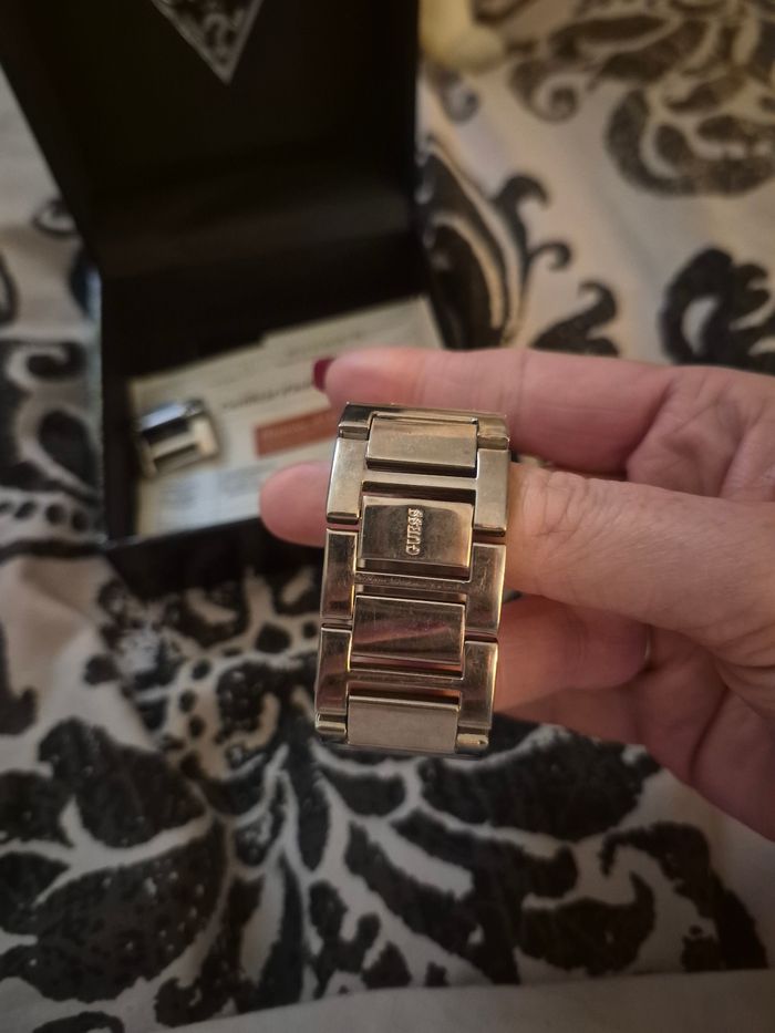 Montre femme guess - photo numéro 2