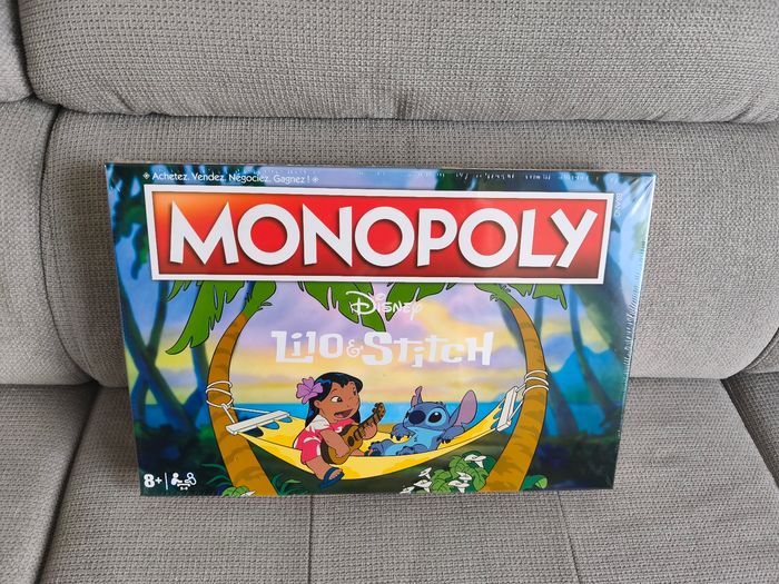 🎁 Monopoly lilo et Stitch Neuf 🎁
