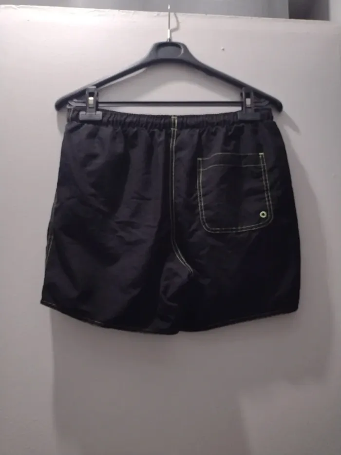 Short Tribord - photo numéro 4