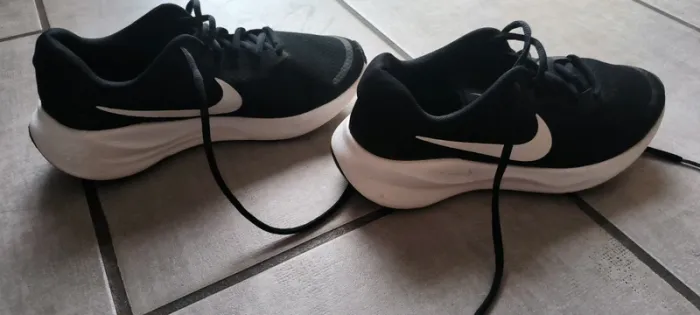 Basket nike 36.5 - photo numéro 3