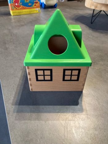 Maison en bois à formes