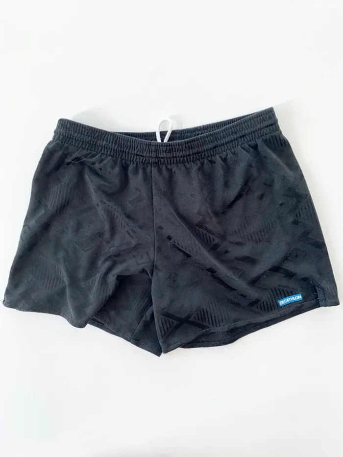 🩳 Short noir Decathlon – Taille 8/10 ans 🩳
