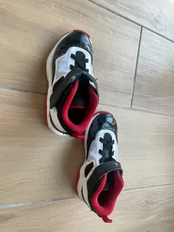 Basket Jordan Stay loyal 3