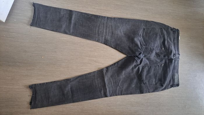 Jean slim troués homme taille 44 - photo numéro 2