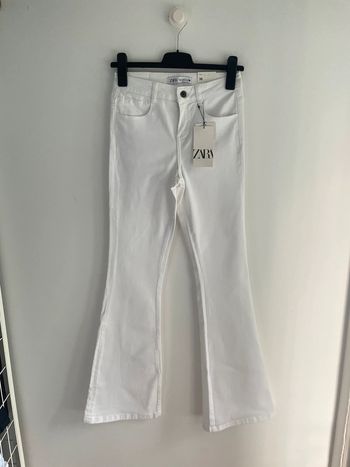 Jean blanc flare Zara neuf taille 36