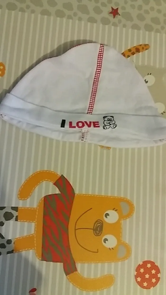 Bonnet de naissance
