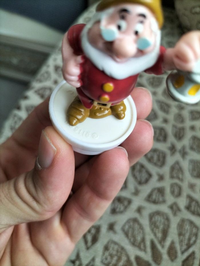 Figurine blanche neige - photo numéro 6