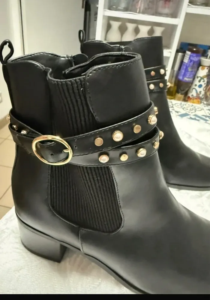 Mini bottes - photo numéro 2