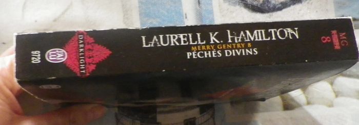Merry Gentry T8 Péchés divins de Laurell K. Hamilton Ed. J'ai Lu - photo numéro 3